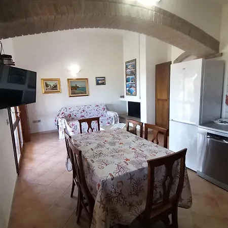 Casa A 500metri Dal Mare Con Bellissima Vista Nyaraló