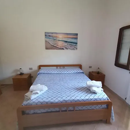 Casa A 500metri Dal Mare Con Bellissima Vista * 테르테니아